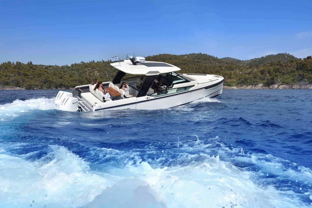 Paralos Yacht Cruising in Pristine Waters in Chalkidiki